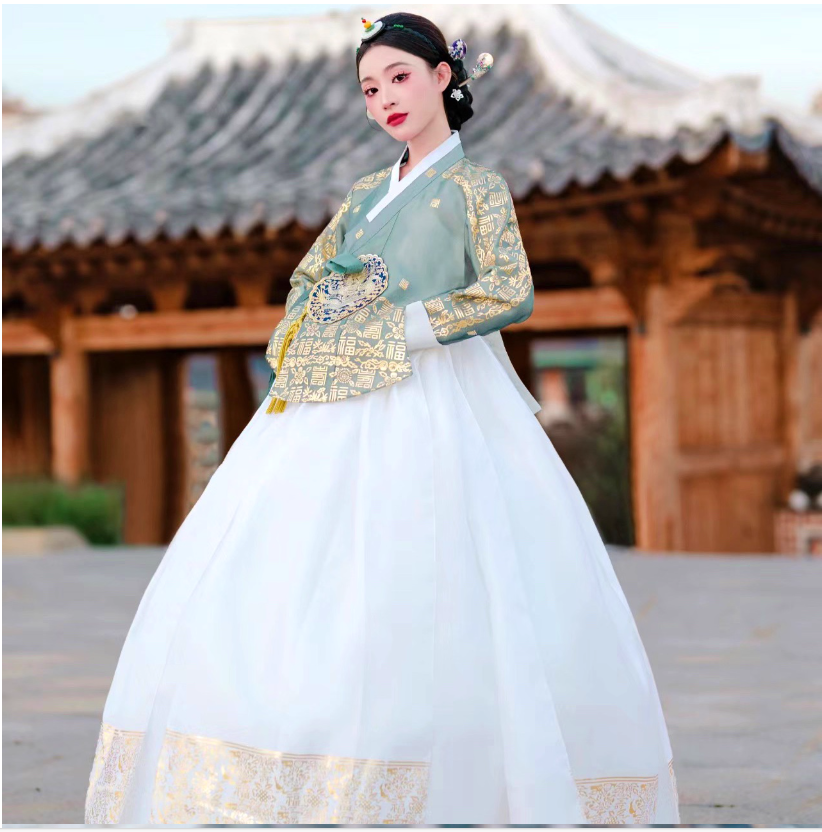 Traditional Korean Lifestyle - Ethnic Style Korean Princess Palace Hanbok